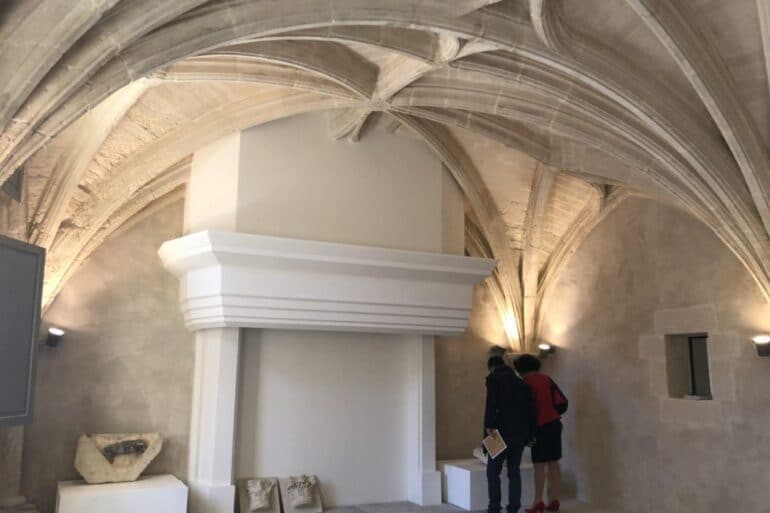 interieur-chateau-de-melgueil