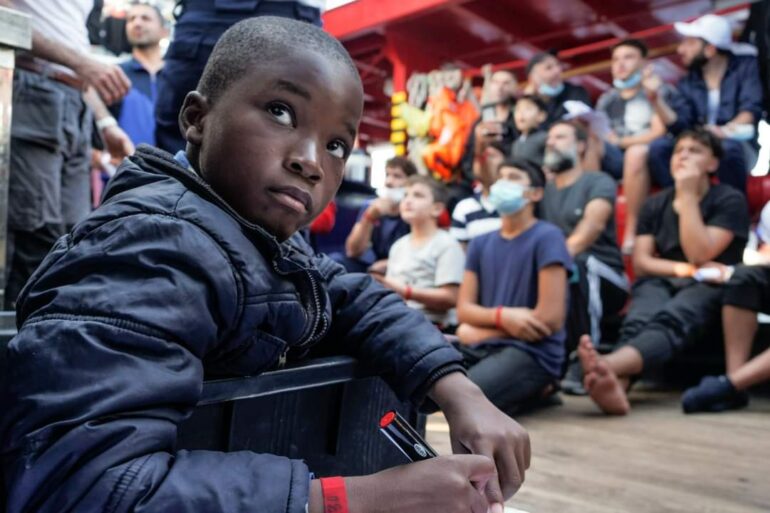 Des enfants secourus par SOS Méditerranée © SOS Méditerranée
