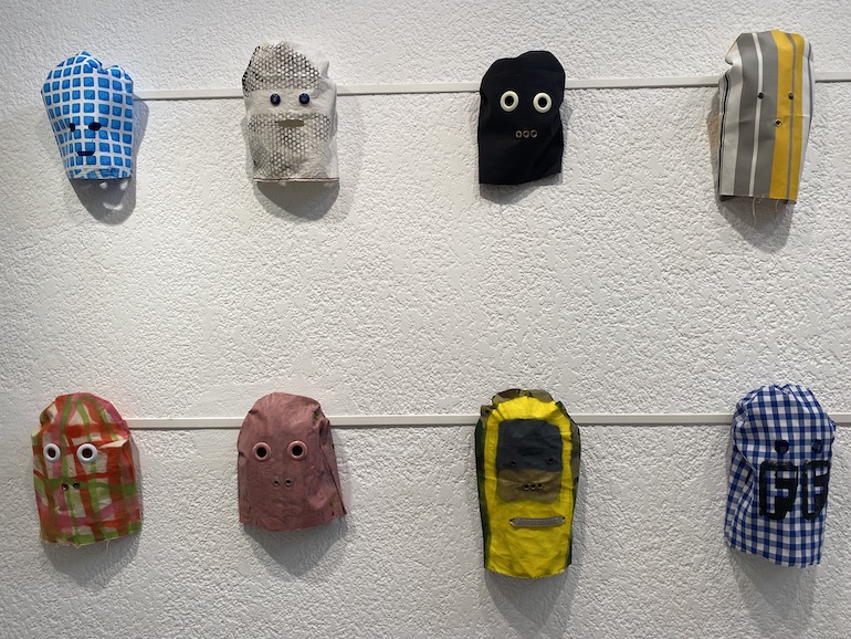 Masques par Pierre Bendine-Boucar dans le cadre de l'exposition 